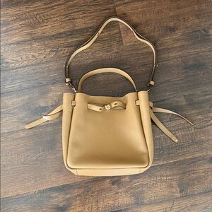 Tory Burch Tan Leather Shoulder Bag
